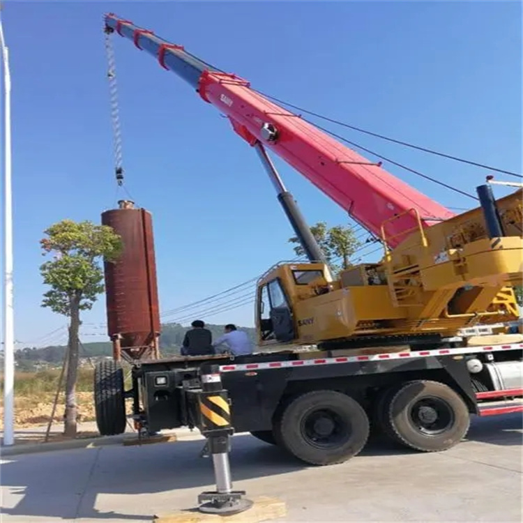 保康80吨吊车出租多少钱